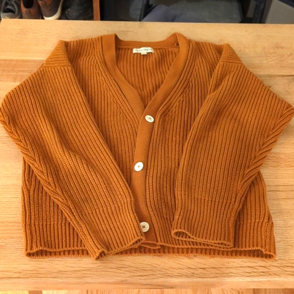 Tradlands Rust Ribbed Button-Front Cardigan